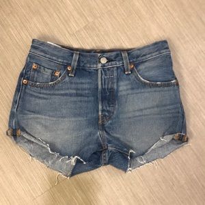 Levi's 501 hot denim shorts 25 NWOT